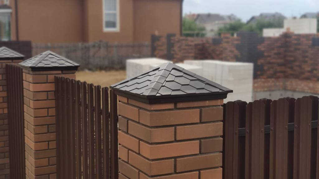 Колпак Zking Эверест Коричневый на столб 1.5х1.5 кирпича (390х390мм) в Шатуре фото