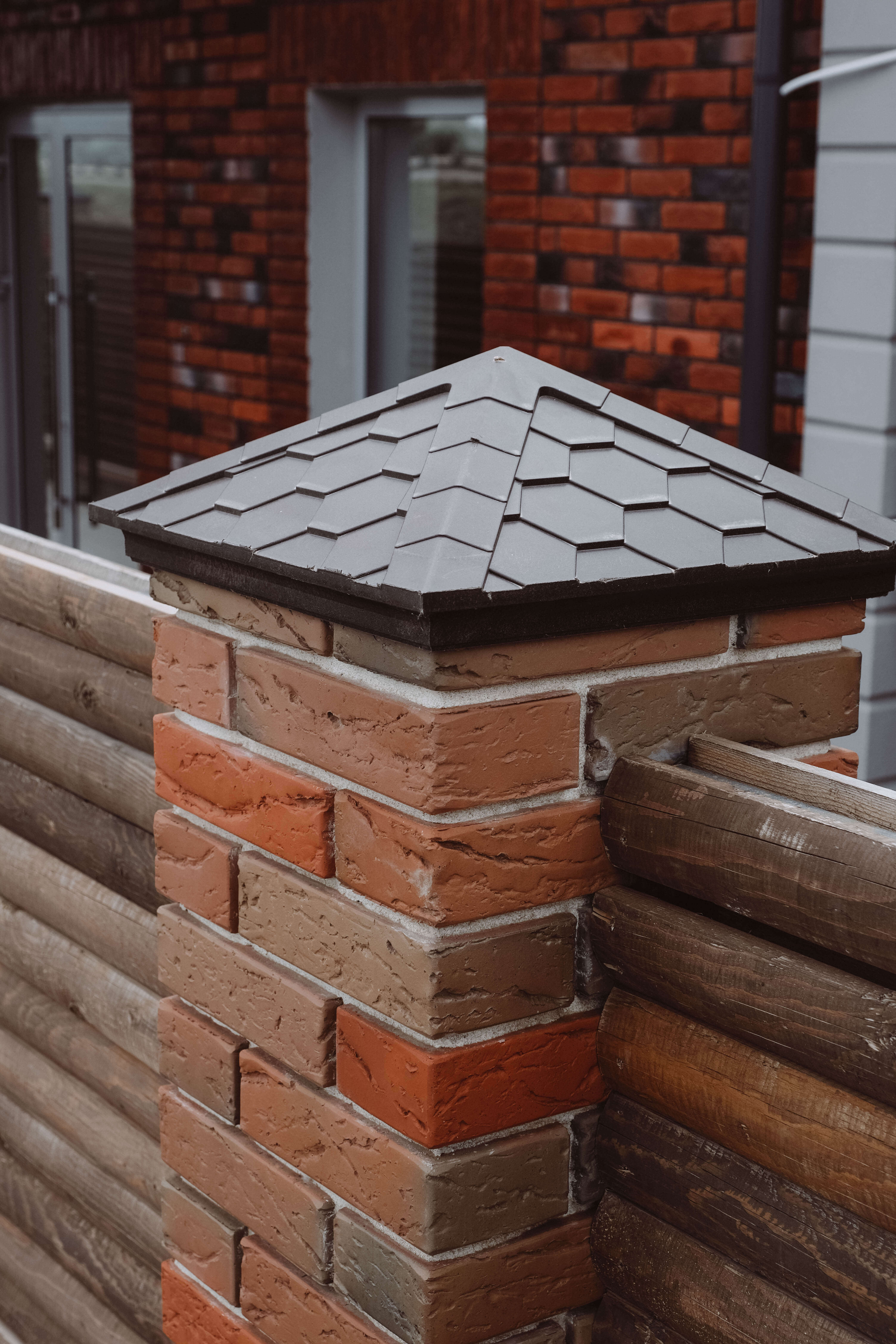 Колпак Zking Эверест Коричневый на столб 1.5х1.5 кирпича (390х390мм) в Шатуре фото